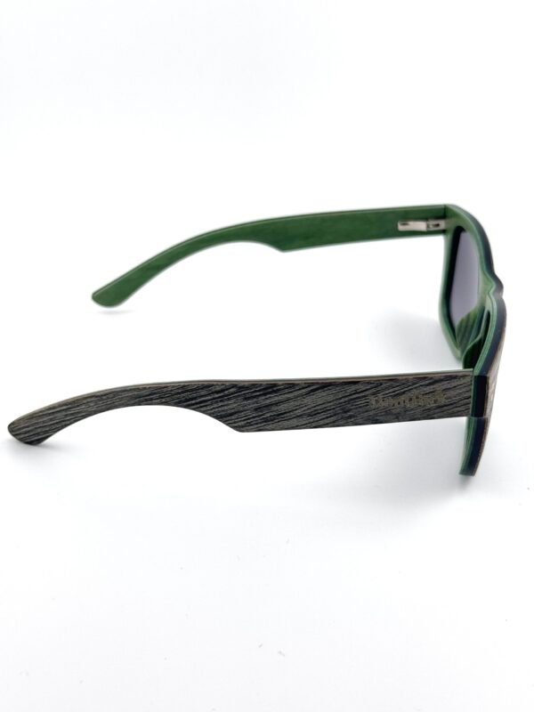 WAINSCOTT ▴ WENGE