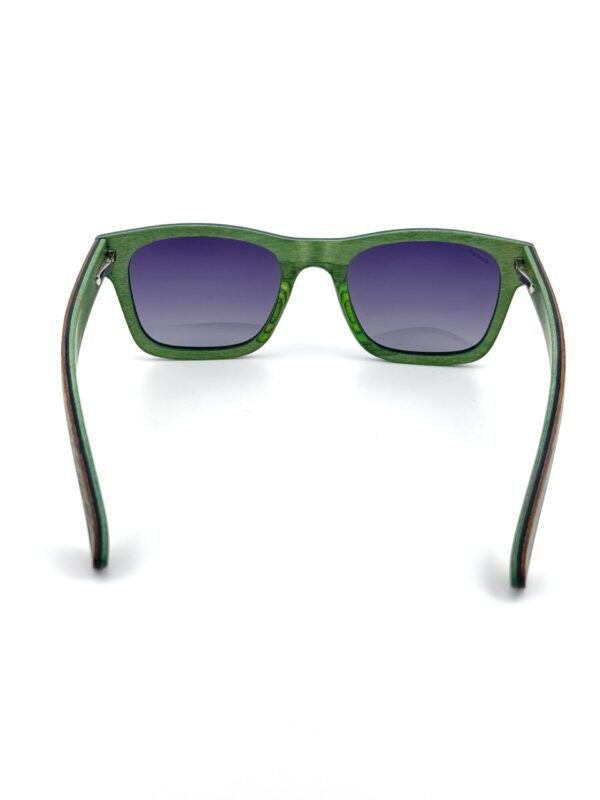 WAINSCOTT ▴ WENGE